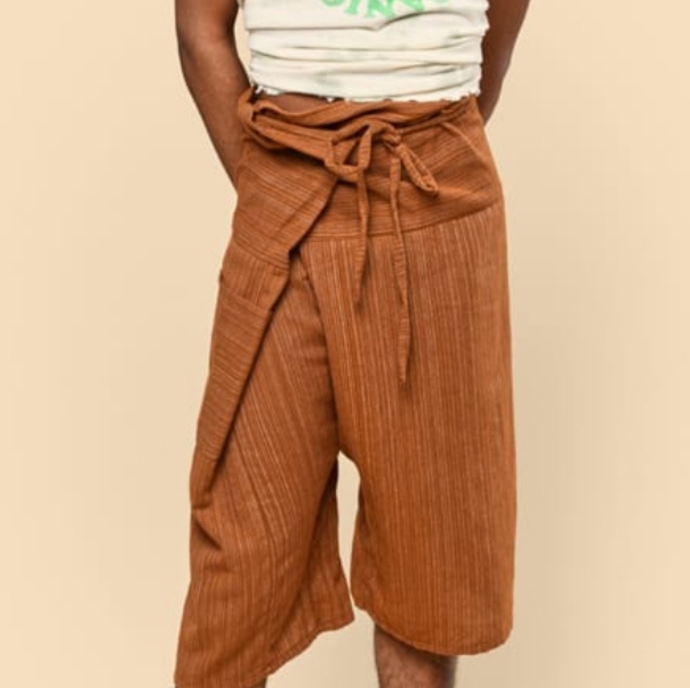 BLUE Earthbound Trading NWT Thai Fisherman crop Pants